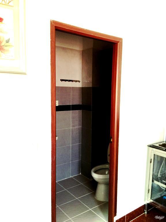 Soben Sensok Guesthouse Phnompen Kültér fotó