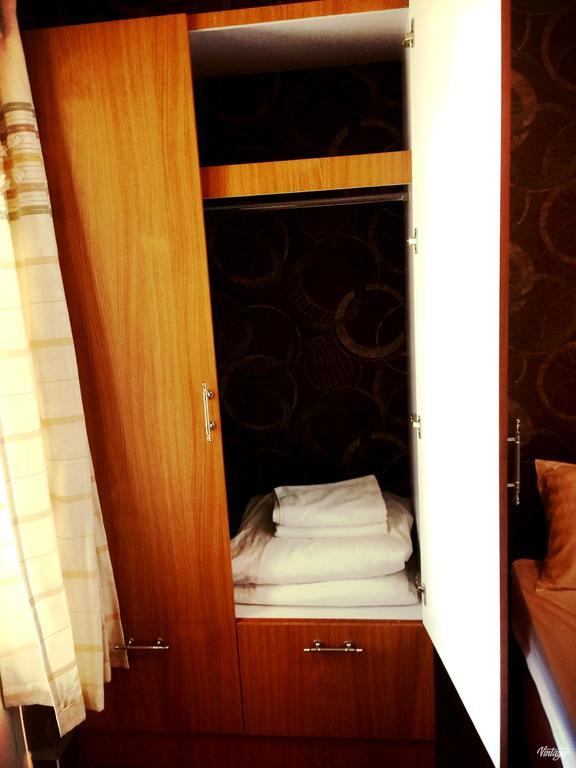 Soben Sensok Guesthouse Phnompen Kültér fotó